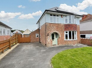 3 bedroom detached house for sale in Boscombe East, BH7