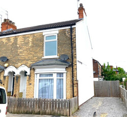 3 bedroom end of terrace house for rent in Perth Street, Hull, Yorkshire, HU5