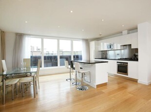3 bedroom flat for rent in Abbey Road, St John's Wood, London, NW8