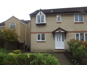 3 bedroom house for rent in Woodhall Park, SN2