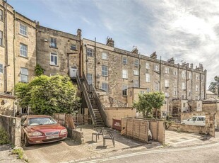 3 bedroom maisonette for sale in Cleveland Place West, London Road, Bath, BA1