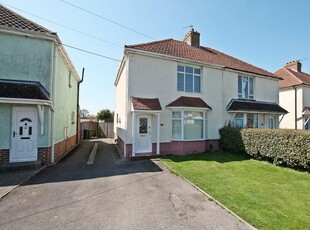 3 bedroom semi-detached house for rent in Pound Road, Bursledon, SO31