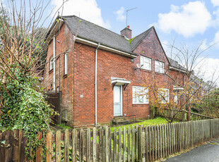 3 bedroom semi-detached house for rent in Stanmore, Winchester, SO22