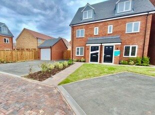 3 bedroom semi-detached house for rent in WHITEMORE PLACE, Brookfields Place, Holbrook Lane, Coventry, CV6