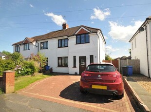 3 bedroom semi-detached house to rent Burtonwood, WA5 2LD