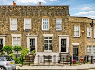 3 bedroom terraced house for rent in Walcot Square, London, SE11