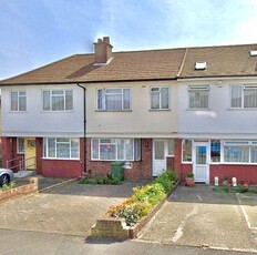 3 bedroom terraced house to rent Middlesex, HA2 9RQ