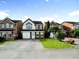 4 bedroom detached house for rent in Brayford Road, Balby, Doncaster, South Yorkshire, DN4