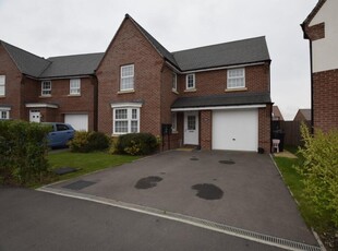 4 bedroom detached house for rent in Danby Road, Littleover, Derby, Derbyshire, DE23 3AR, DE23