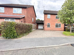 4 bedroom detached house for rent in Framefield Drive, Solihull, B91