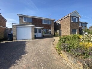 4 bedroom detached house for rent in Spring Walk Whitstable CT5