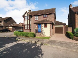 4 bedroom detached house for sale in Riverview Way, Kempston, MK42