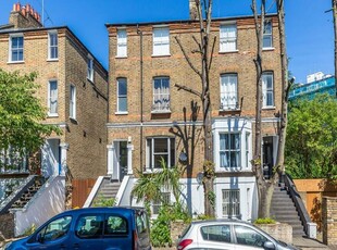 4 bedroom flat for rent in Hungerford Road, Caledonian Road N7