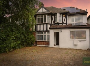 4 bedroom house for rent in Putney Vale, SW15
