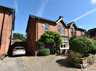 4 bedroom semi-detached house for sale in Mary Vale Road, Bournville, Birmingham, B30