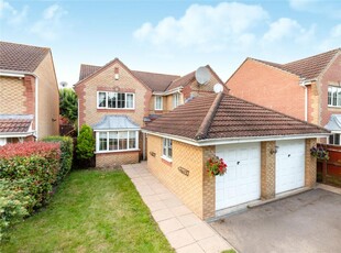 5 bedroom detached house for rent in Paddick Drive, Lower Earley, Reading, Berkshire, RG6