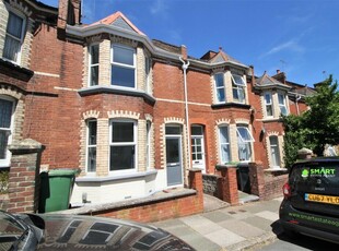 5 bedroom terraced house for rent in Park Road, Exeter, EX1