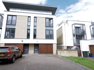 5 bedroom town house for rent in Kimmerghame View, Fettes, Edinburgh, EH4
