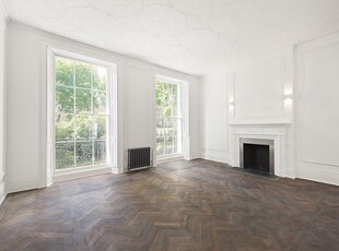 6 bedroom flat for rent in Connaught Square, Hyde Park, London, W2., W2