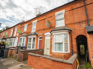 7 bedroom terraced house for sale in Luton Road, Birmingham, B29