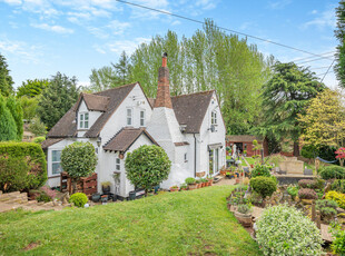 Detached House for sale with 4 bedrooms, Holt Heath, Worcestershire | Fine & Country