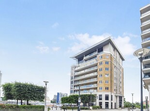 Flat for sale in The Boulevard, Imperial Wharf SW6