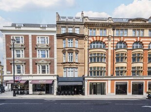 Flat for sale in Wigmore Street, Marylebone, London W1U