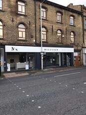 Flat to rent in 32A Commercial Street, Shipley, West Yorkshire BD18