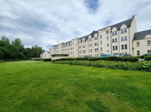 Flat to rent in Abbey Park Avenue, St. Andrews KY16