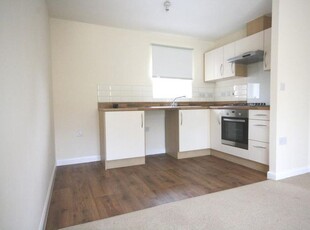 Flat to rent in Carmelita Avenue, Fernwood, Newark, Nottinghamshire NG24