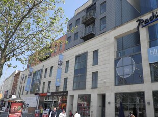 Flat to rent in Central Quay North, Broad Quay, Bristol BS1