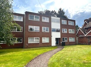 Flat to rent in Chesterfield Court, Kings Norton, Birmingham B30