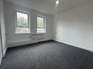 Flat to rent in Dunholme Road, Newcastle Upon Tyne NE4