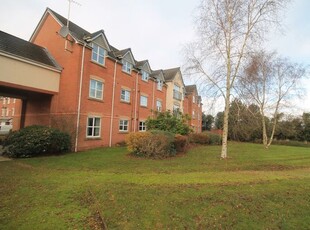 Flat to rent in Foxholme Court, Crewe CW1