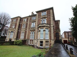 Flat to rent in Pembroke Road, Clifton, Bristol BS8