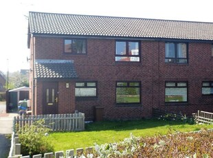 Flat to rent in Queens Place, Dunbar, East Lothian EH42