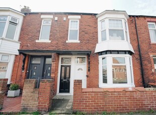 Flat to rent in Talbot Road, South Shields, South Tyneside NE34