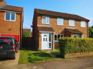 Keighley Close, Thatcham, 2 Bedroom Semi-detached