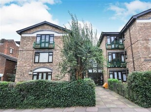 Retirement property for rent in Milton Lodge, Hadlow Road, Sidcup, DA14
