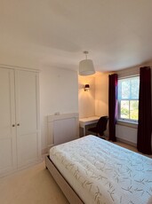 Room in a Shared House, Cleveland Road, PO19