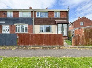 Semi-detached house to rent in Briar Close, Blaydon-On-Tyne NE21