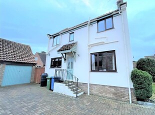 Semi-detached house to rent in Dale Close, Burniston, Scarborough YO13