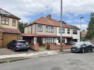 Semi-detached house to rent in Selwyn Crescent, Welling DA16