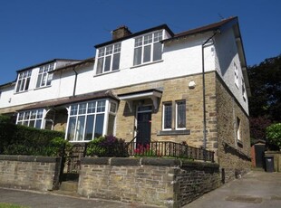 Semi-detached house to rent in Willow Drive, Halifax HX2