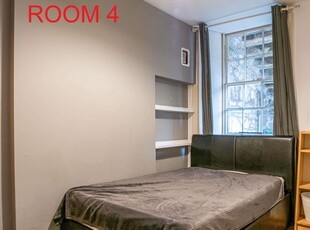 Shared accommodation to rent in York Place, Edinburgh EH1