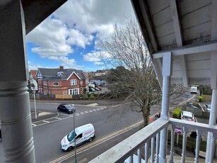 St. Johns Road, Bournemouth, 2 Bedroom Flat