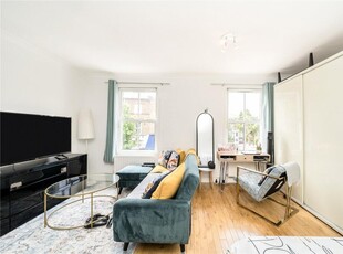 Studio apartment for rent in Blythe Road, London, W14