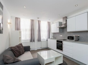 Studio apartment for sale in Gloucester Place, London, NW1
