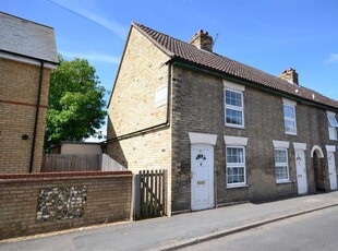 Terraced house to rent in Cambridge Road, Ely CB7