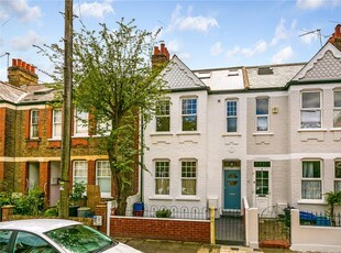 Terraced house to rent in Chilton Road, Richmond TW9